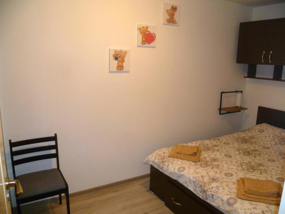 Romanilor - Studio First Floor เดวา ภายนอก รูปภาพ
