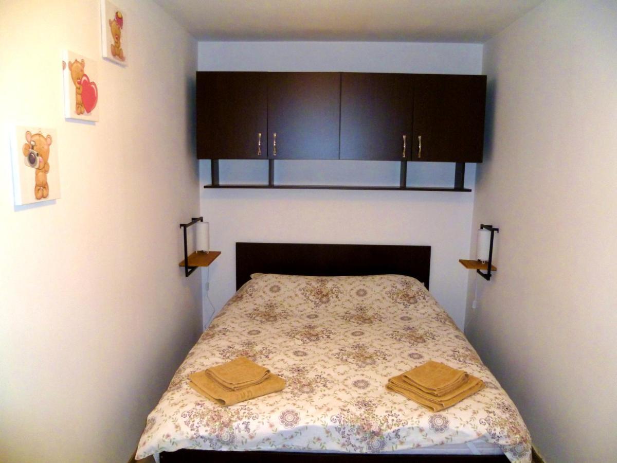 Romanilor - Studio First Floor เดวา ภายนอก รูปภาพ